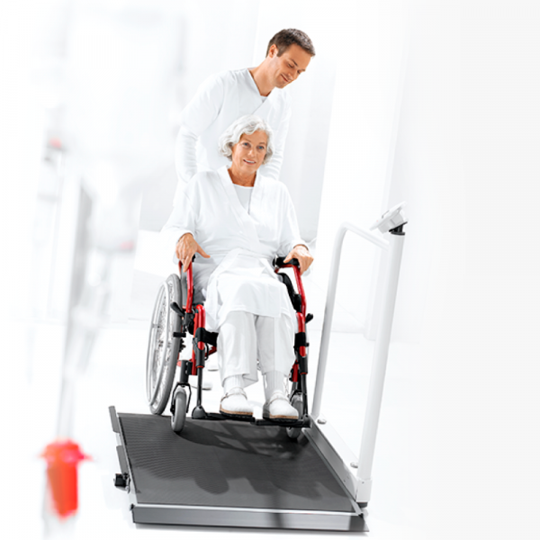 seca 676 Báscula para silla de ruedas con transmisión inalámbrica - Imagen 2